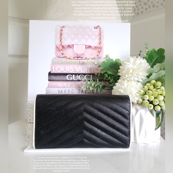 *SOLD* Authentic Pre-owned Yves Saint Laurent Grain De Poudre Envelope Wallet - Picture 3 of 15